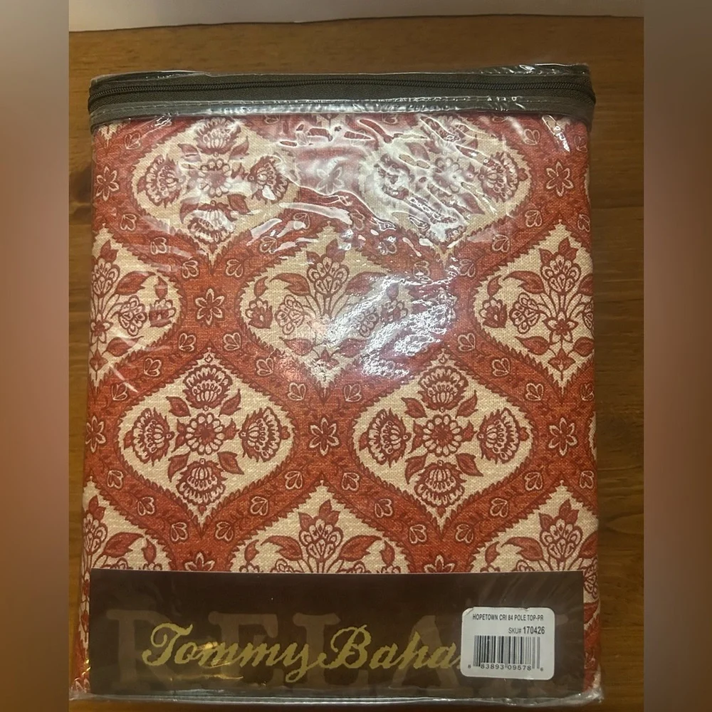Tommy Bahama enhance your